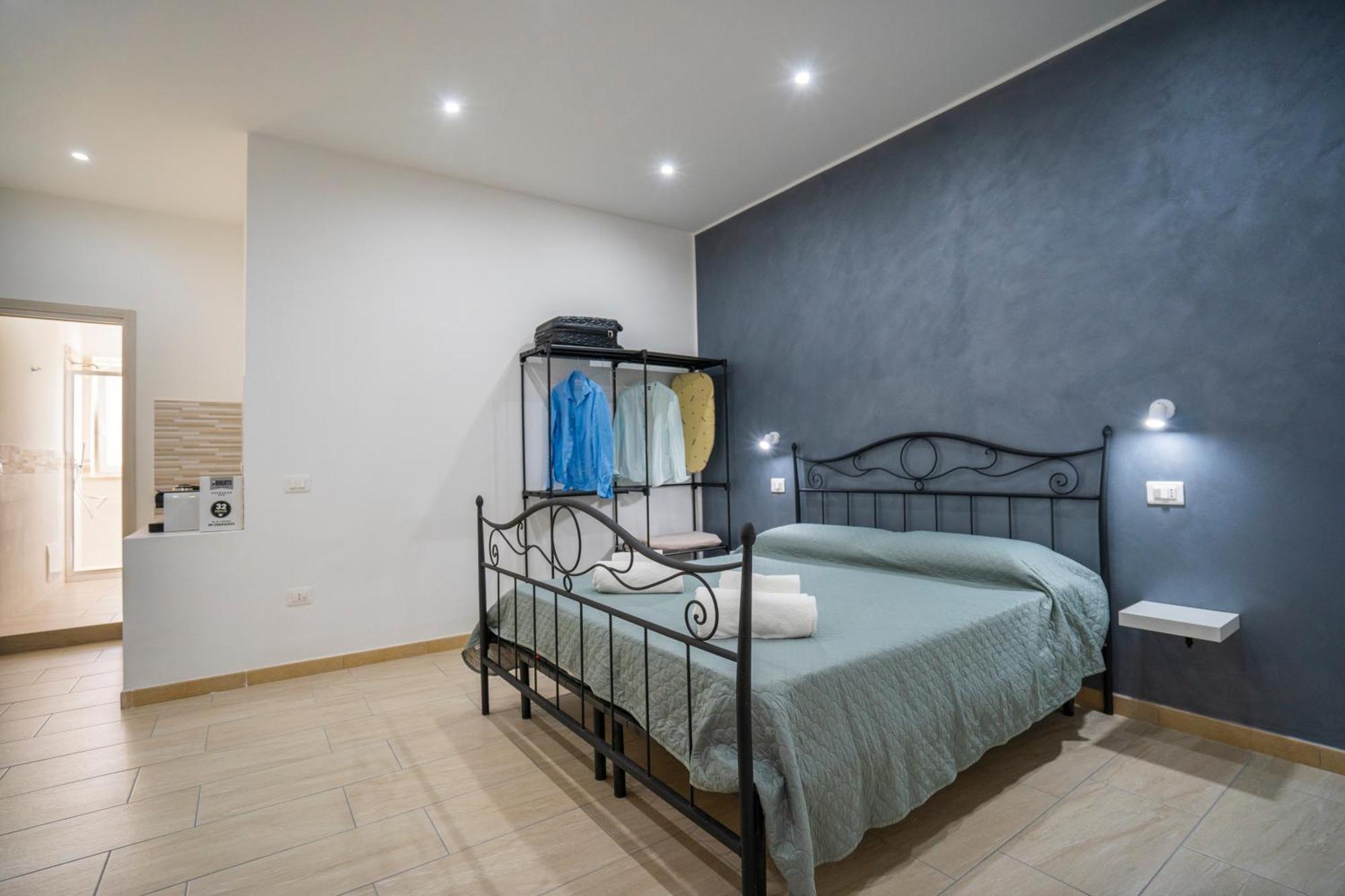 Saverio'S Apartment Тропеа Екстер'єр фото